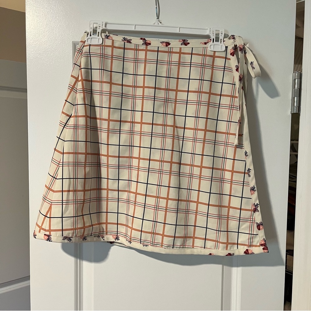 BYRDIE GOLF Social Wear Wrap Skort